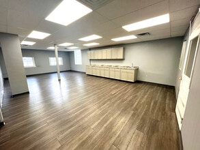 999 Sherosky Way, Springdale, PA for sale Building Photo- Image 2 of 3