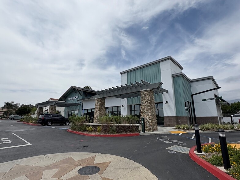 8865-8875 Foothill Blvd, Rancho Cucamonga, CA for lease - Building Photo - Image 2 of 4