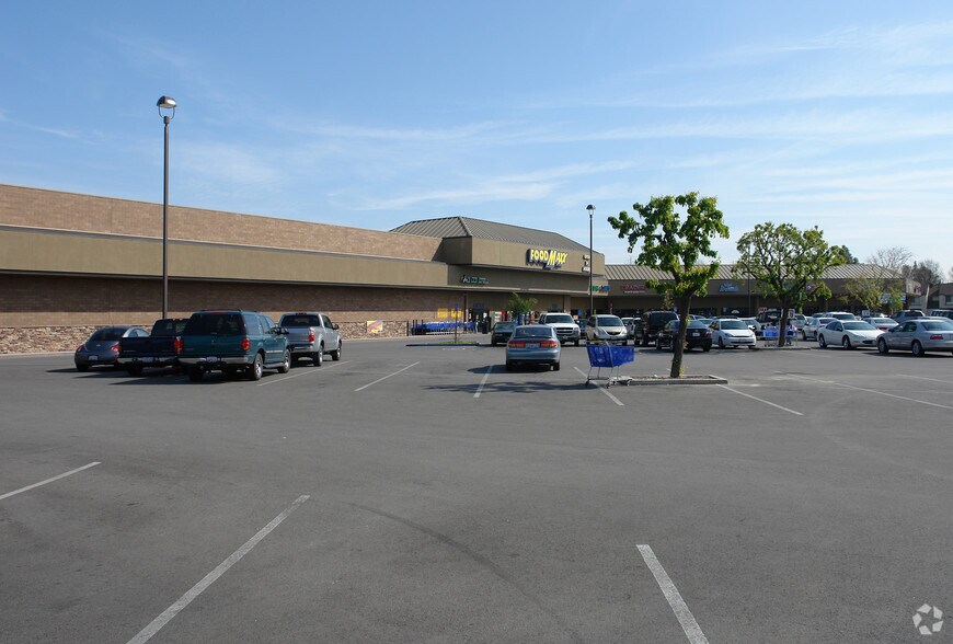 6200-6450 White Ln, Bakersfield, CA for lease - Building Photo - Image 3 of 4