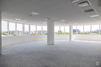 500 N Dixie Hwy, Hallandale Beach, FL for lease Interior Photo- Image 2 of 2
