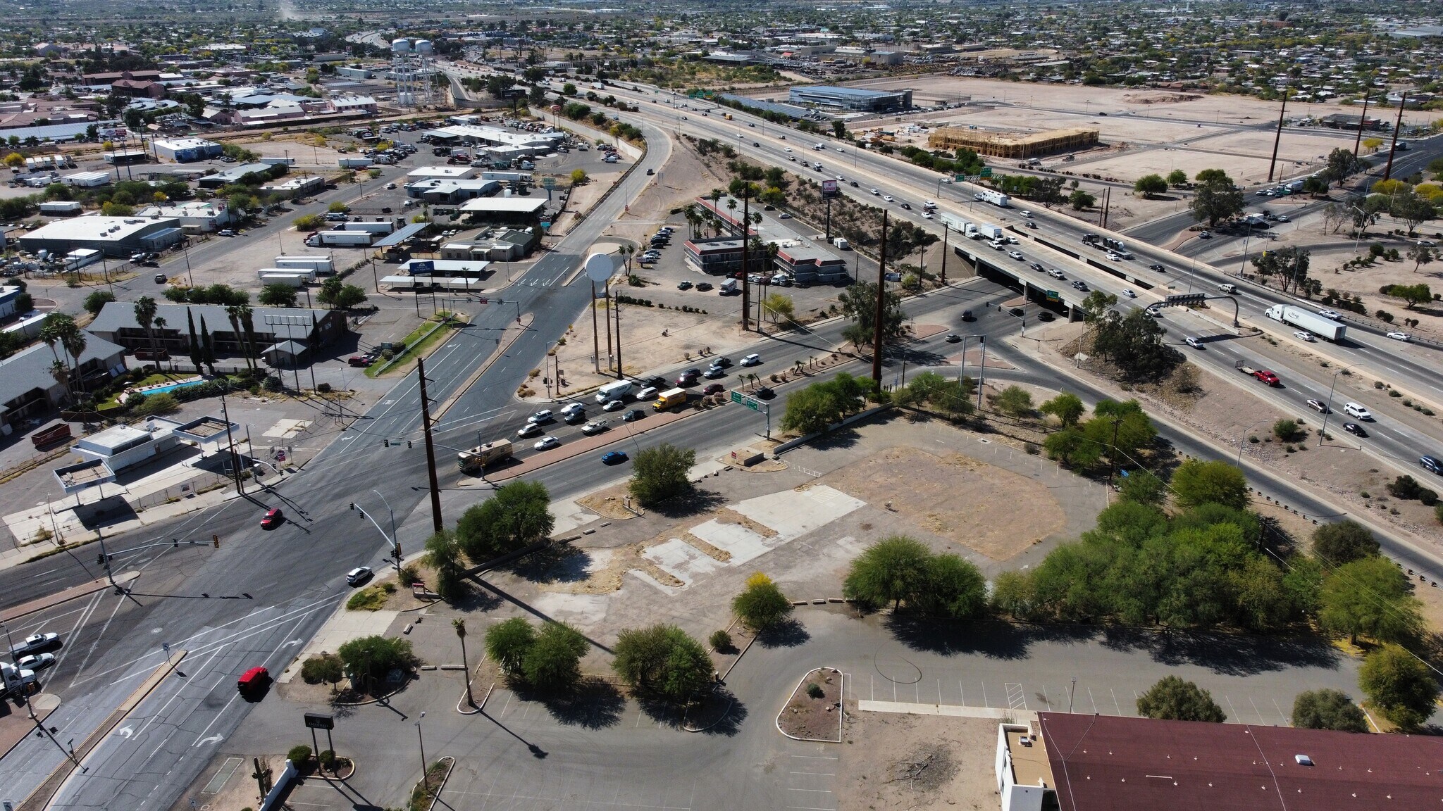 1001 E Benson Hwy, Tucson, AZ à louer Photo du bâtiment- Image 1 de 6