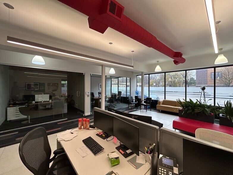 4612-4614 W Lawrence Ave, Chicago, IL à vendre - Photo du bâtiment - Image 3 de 13