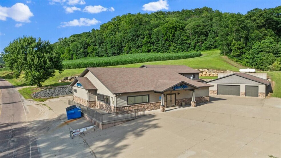 N1856 County Road O, Stoddard, WI à vendre - Photo du bâtiment - Image 3 de 46