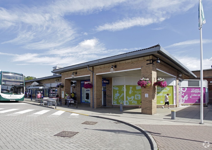 Crystal Peaks Shopping, Sheffield for sale - Building Photo - Image 2 of 13