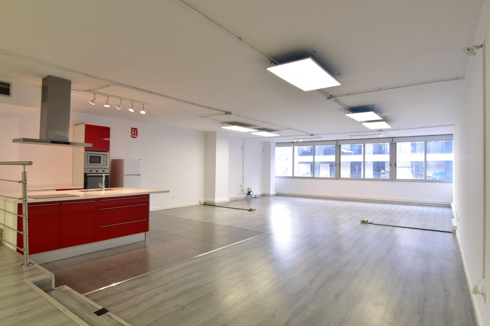 Carrer d'Àlaba, 140, Barcelona, Barcelona for lease Interior Photo- Image 1 of 15