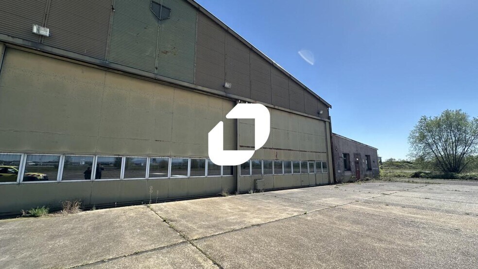 Flex in Entzheim for lease - Building Photo - Image 3 of 5