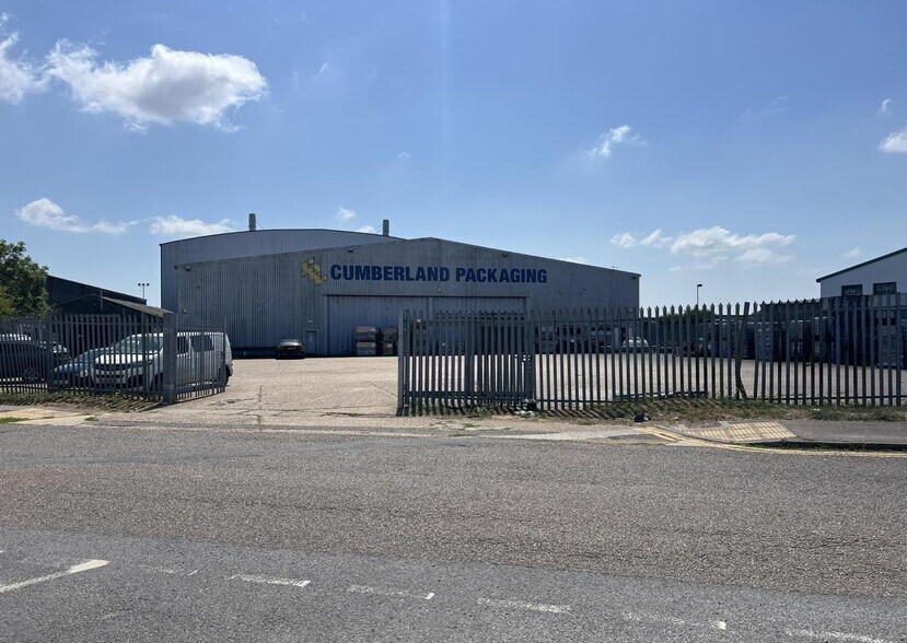 Aviation Way, Southend On Sea à louer - Photo du bâtiment - Image 3 de 7