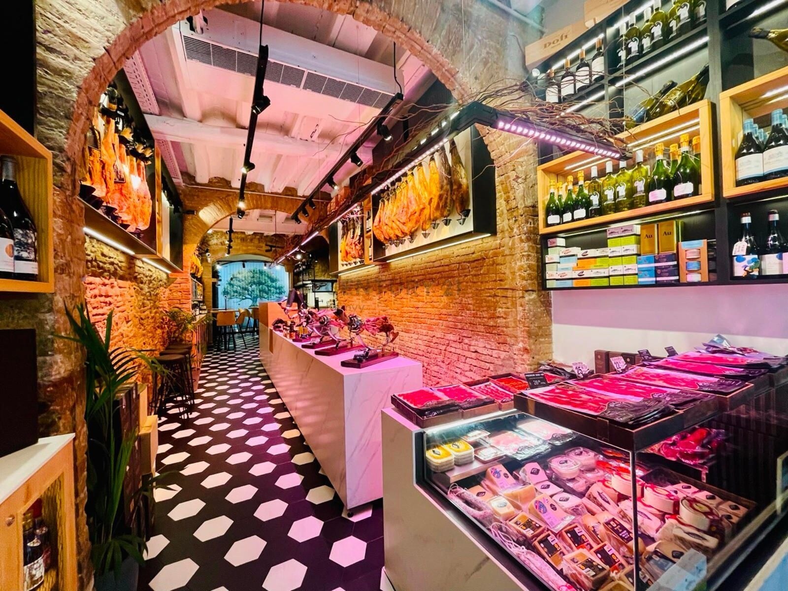 Commerce de détail dans Sant Cugat del Vallès, Barcelona à louer Photo intérieure- Image 1 de 14