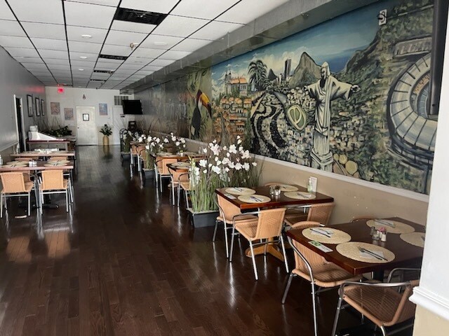 180 Bloomfield Ave, Montclair, NJ à louer - Photo intérieure - Image 3 de 12