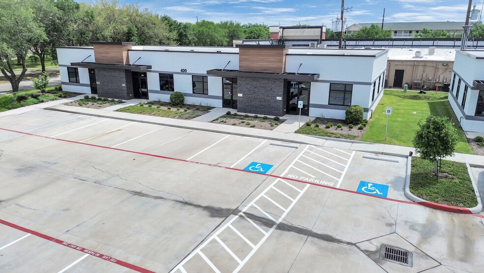 8426 Grand Mission Blvd, Richmond, TX for sale - Building Photo - Image 2 of 5