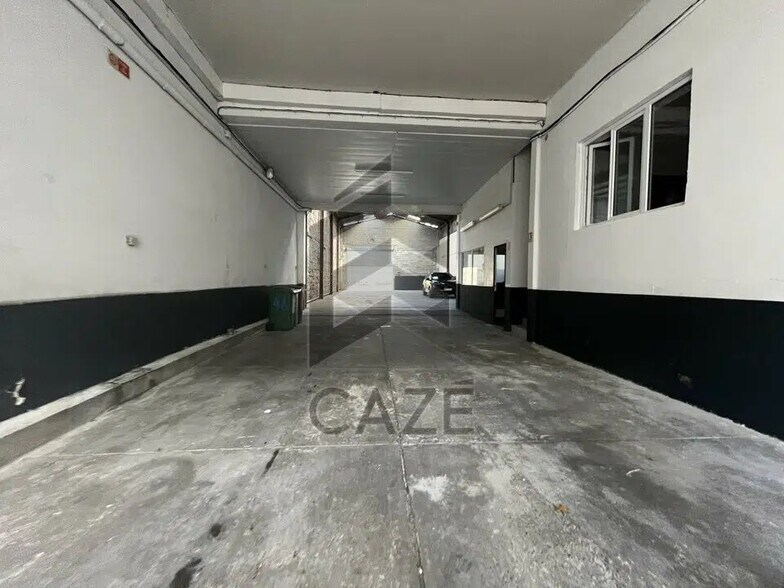 Flex in Bordeaux for lease - Building Photo - Image 2 of 5