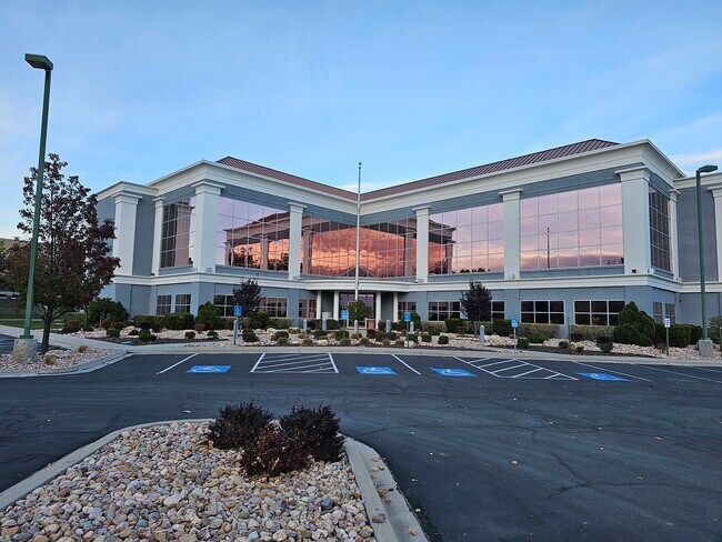 Plus de détails pour 727 E Utah Valley, American Fork, UT - Bureau, Local d'activités à louer