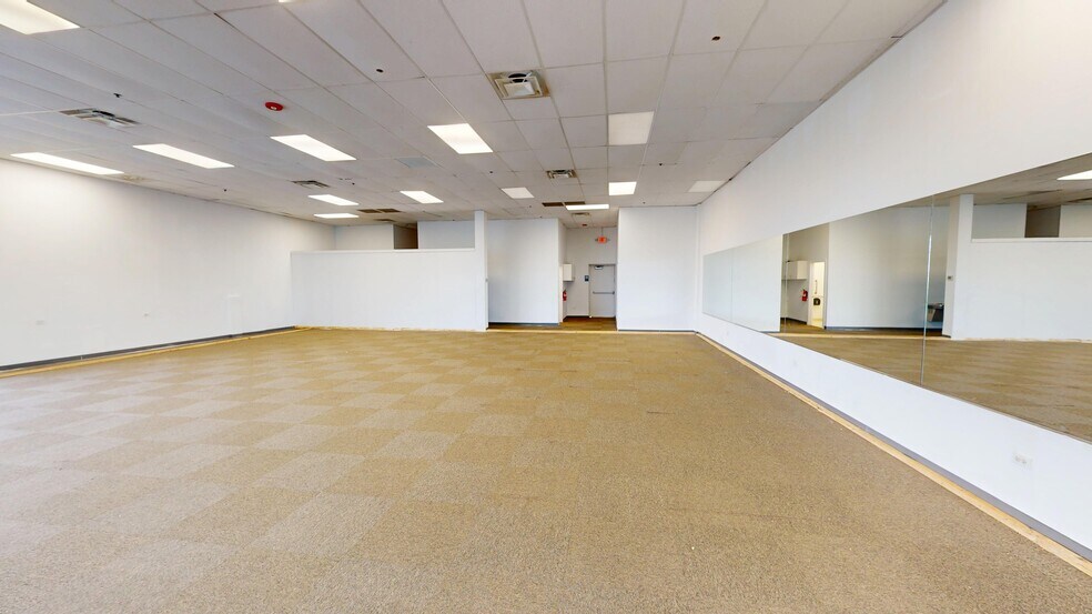 5-25 E Golf Rd, Arlington Heights, IL à louer - Photo du bâtiment - Image 2 de 20