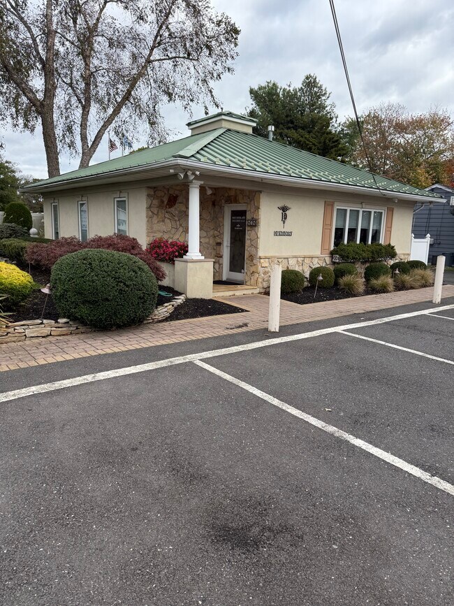 More details for 838 Beaver Dam Rd, Point Pleasant, NJ - Office for Sale