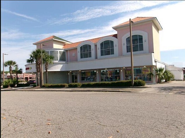 1900 N Kings Hwy, Myrtle Beach, SC à louer - Photo du bâtiment - Image 3 de 5