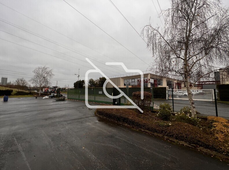 Flex dans Villeparisis à louer - Photo du bâtiment - Image 3 de 6