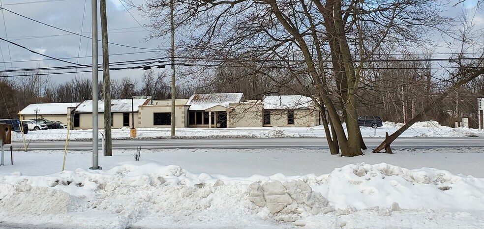 8600 Sheridan Dr, Buffalo, NY à louer - Photo du bâtiment - Image 3 de 16