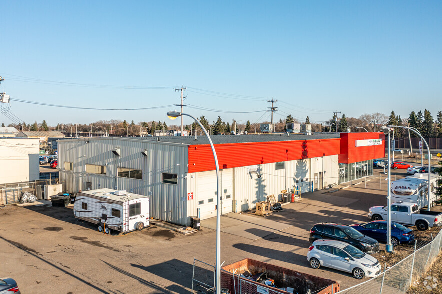 9590 125 A Ave NW, Edmonton, AB for sale - Building Photo - Image 3 of 5