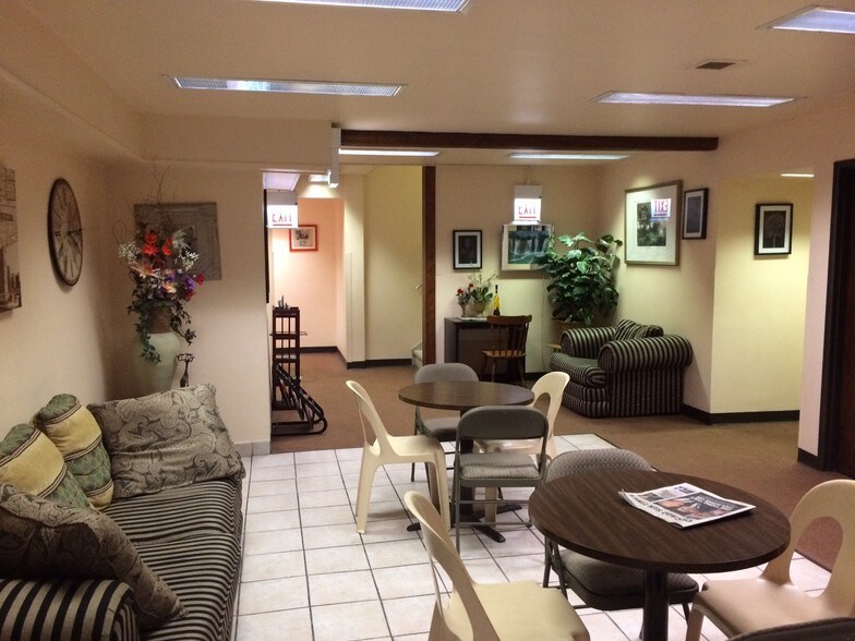 5875 N Lincoln Ave, Chicago, IL for lease - Other - Image 3 of 5