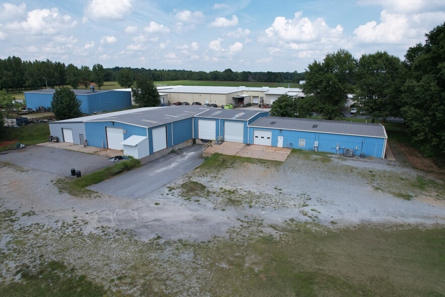 435 Senn Rd, Inman, SC for sale - Building Photo - Image 1 of 8