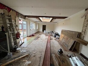 171 New Rd, West Parley for lease Interior Photo- Image 2 of 7