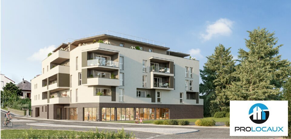 Retail in Voiron for lease Building Photo- Image 1 of 12