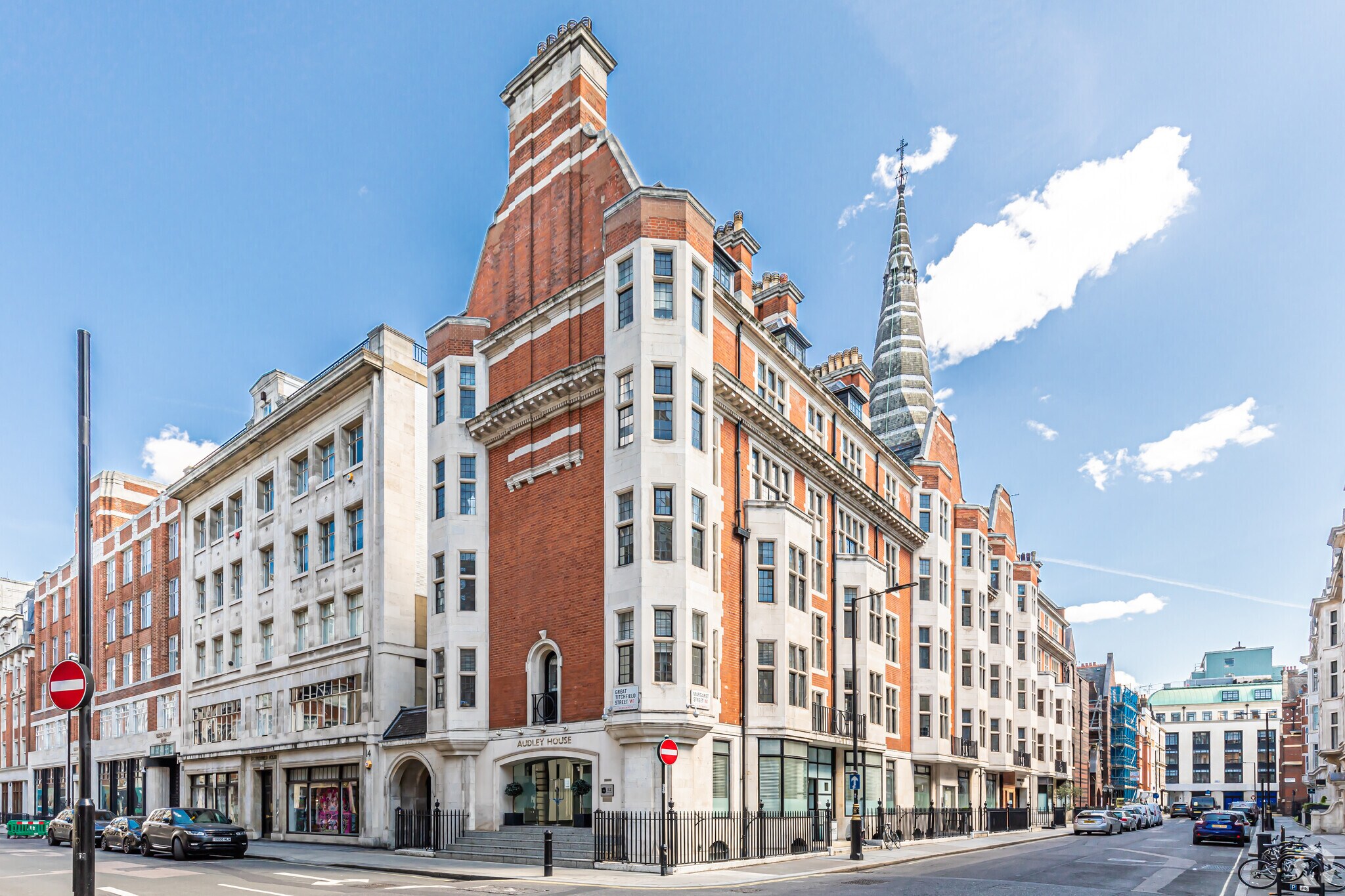 12 Margaret St, Londres à louer Photo principale- Image 1 de 7