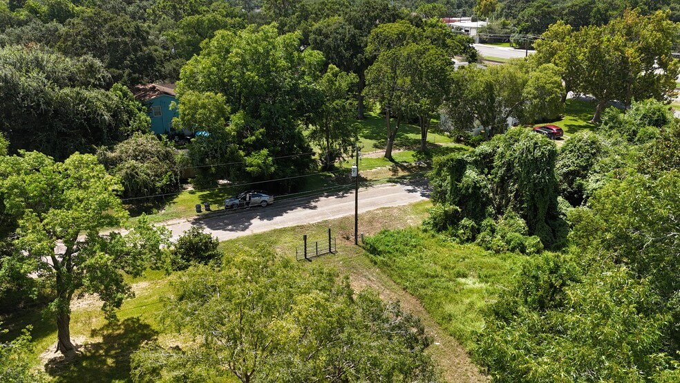 926 Chestnut Street, La Marque, TX for sale - Building Photo - Image 3 of 3