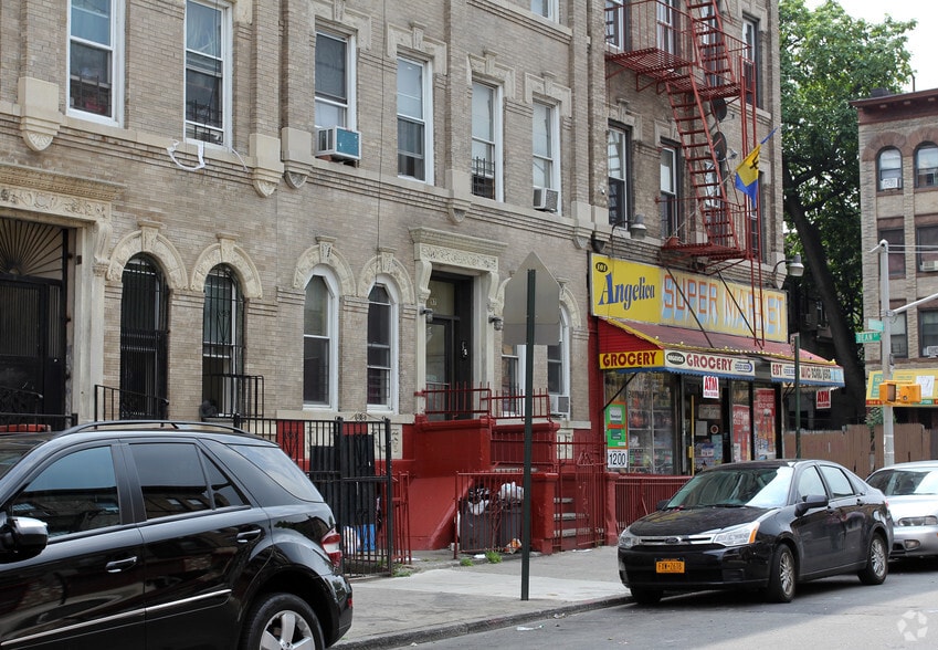 97 Kingston Ave, Brooklyn, NY à vendre - Photo du bâtiment - Image 3 de 4
