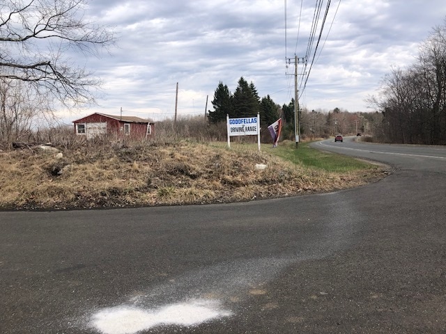 Winsted Rd, Colebrook, CT à vendre - Photo du bâtiment - Image 2 de 4