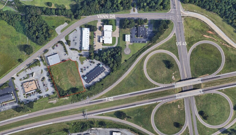 79 Innsdale Cv, Jackson, TN à vendre - Aérien - Image 2 de 3