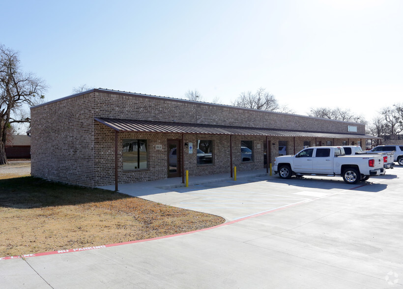 201 S Ray Roberts Pky, Tioga, TX for sale - Primary Photo - Image 1 of 1