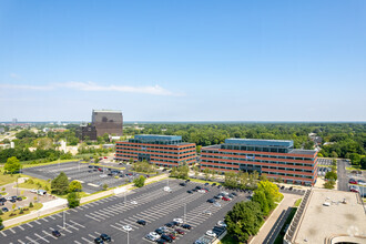 20750 Civic Center Dr, Southfield, MI - Aérien  Vue de la carte - Image1