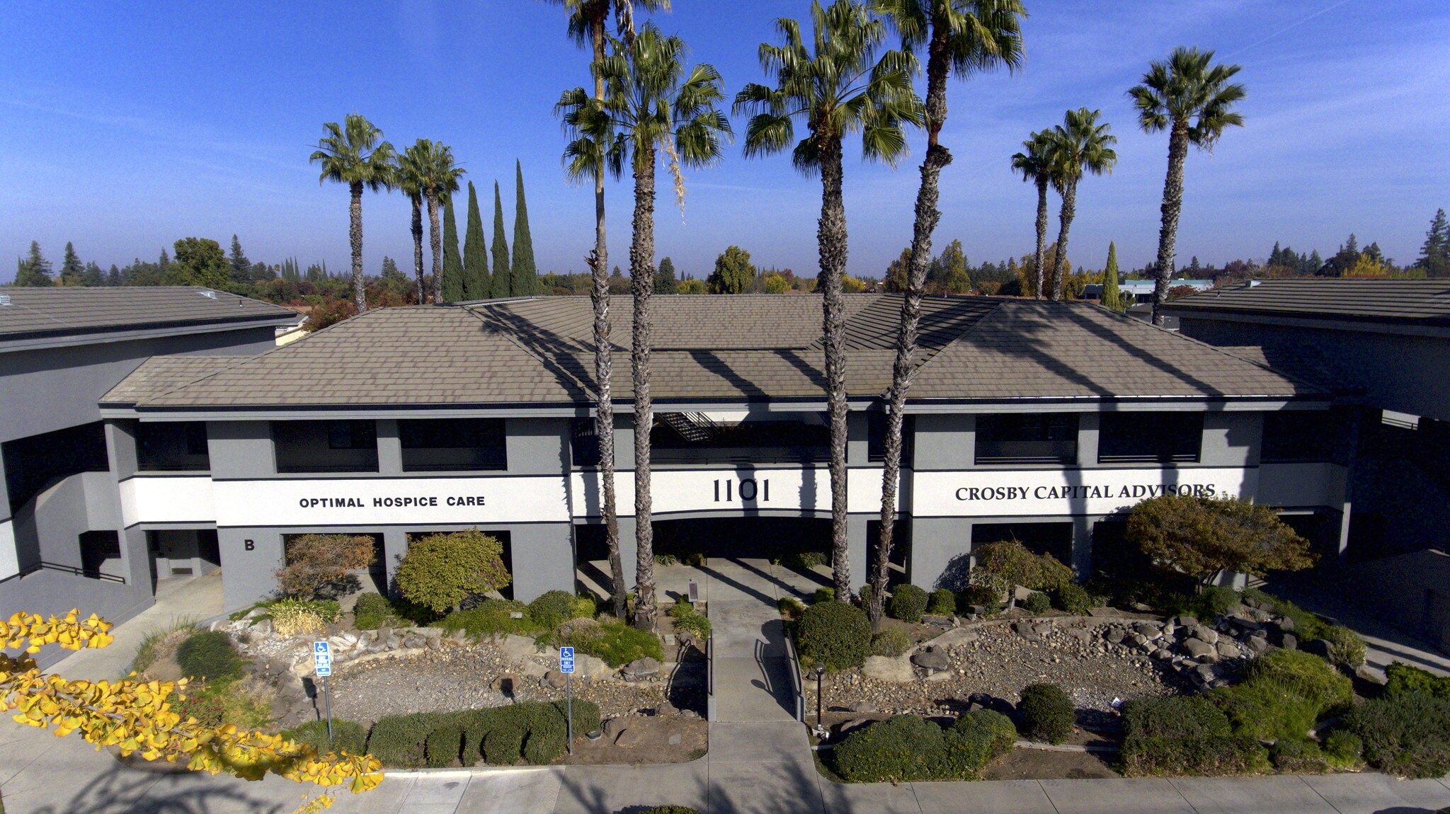 1101 Sylvan Ave, Modesto, CA à louer Photo du bâtiment- Image 1 de 7