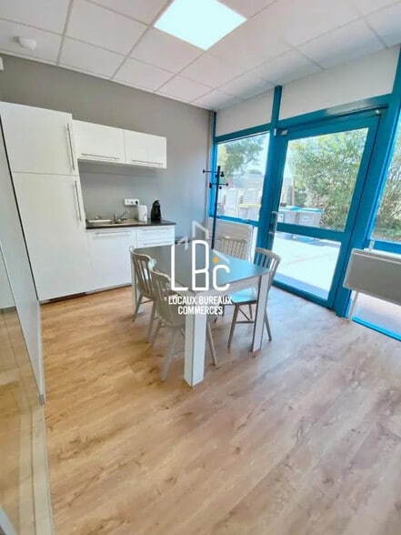 Rue De La Vrière, La Chapelle-sur-Erdre à vendre - Photo intérieure - Image 3 de 7