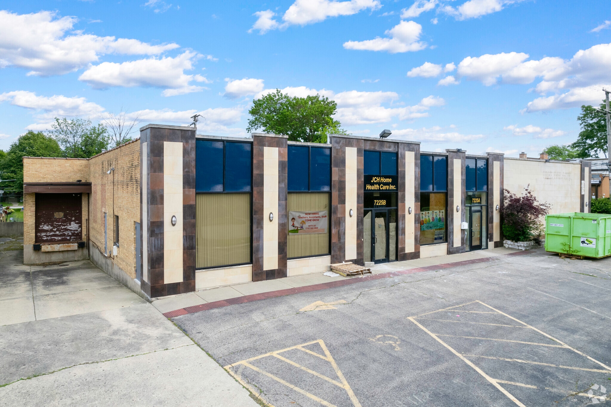 7225 N Kostner Ave, Lincolnwood, IL à louer Photo du bâtiment- Image 1 de 5