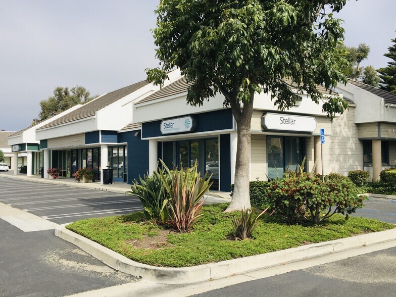 301 E Port Hueneme Rd, Port Hueneme, CA à louer - Photo du bâtiment - Image 3 de 5