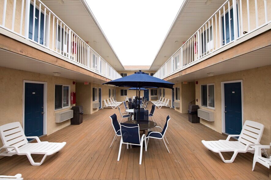 53 Hancock Ave, Seaside Heights, NJ à vendre - Photo du bâtiment - Image 2 de 14