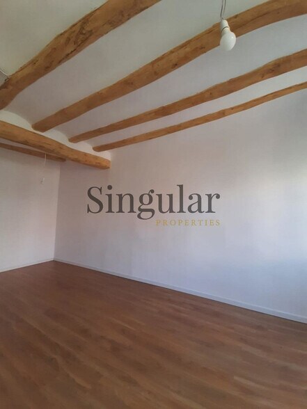 Multifamily in Barcelona, Barcelona for sale - Building Photo - Image 2 of 10