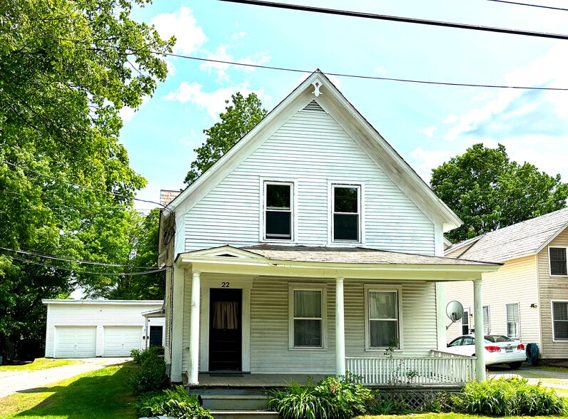 22 Chestnut St, Brattleboro, VT for sale - Building Photo - Image 2 of 11