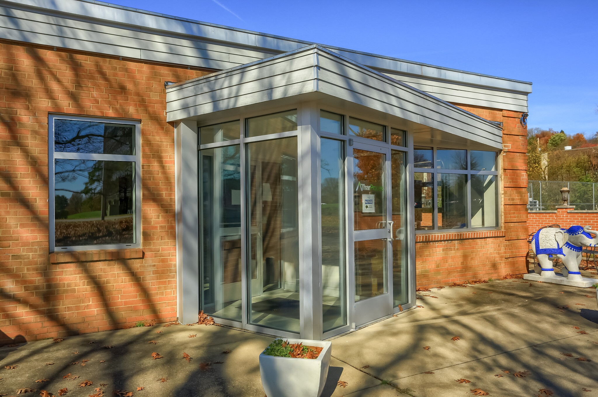 150 Gamma Dr, Pittsburgh, PA for lease Building Photo- Image 1 of 63