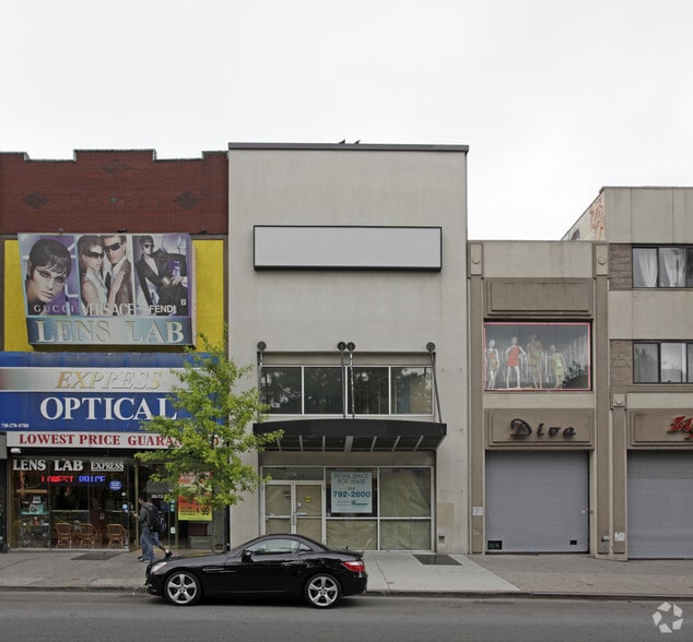 30-75 Steinway St, Astoria, NY for sale - Building Photo - Image 2 of 36