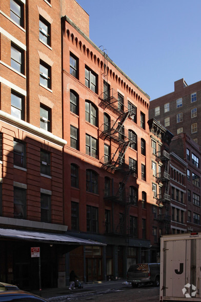 186 Franklin St, New York, NY for lease - Primary Photo - Image 1 of 7