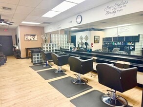 1100 Route 32, Montville, CT for lease Interior Photo- Image 2 of 5