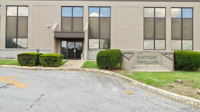 More details for 1115 Alaska Ave, West Plains, MO - Health Care for Sale