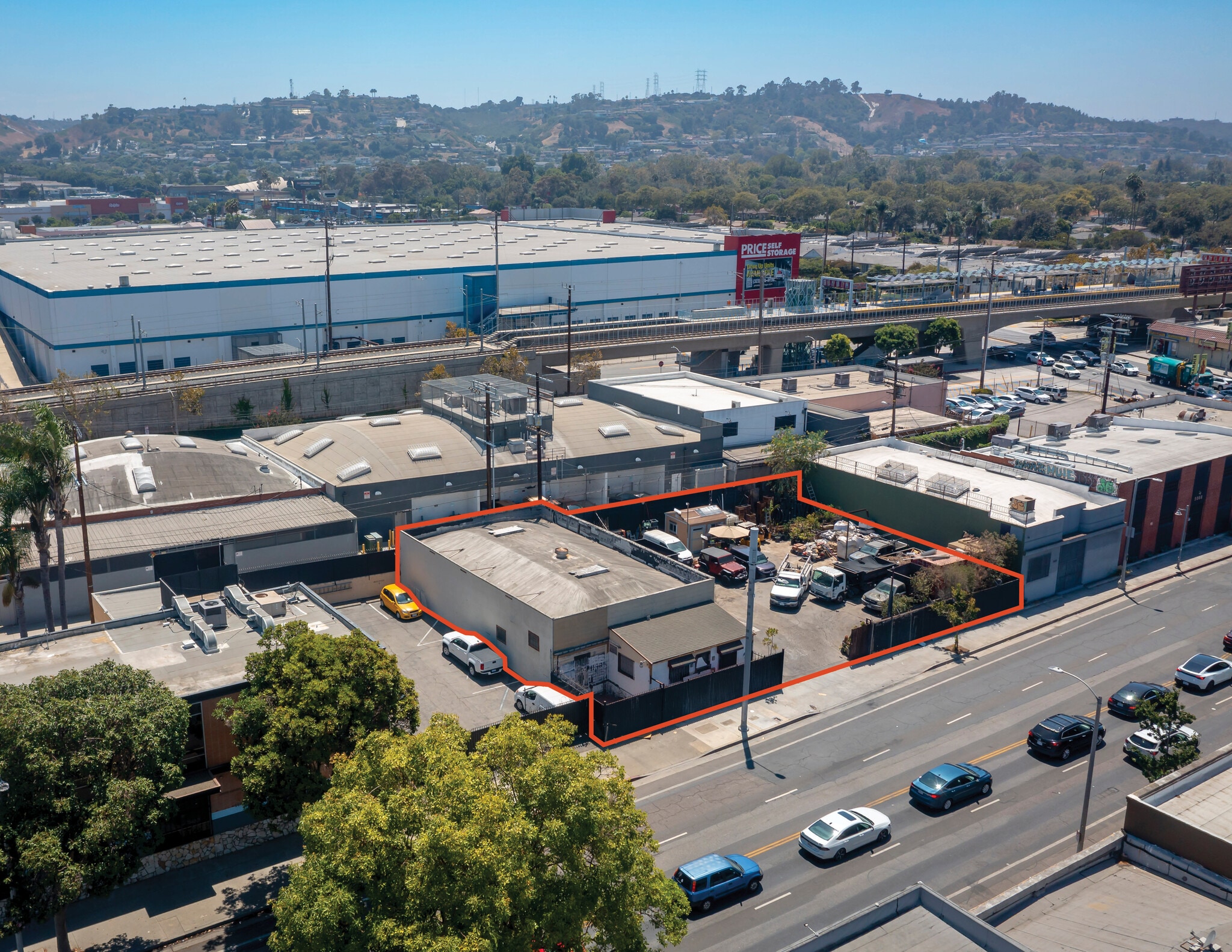 5048 W Jefferson Blvd, Los Angeles, CA for lease Interior Photo- Image 1 of 10