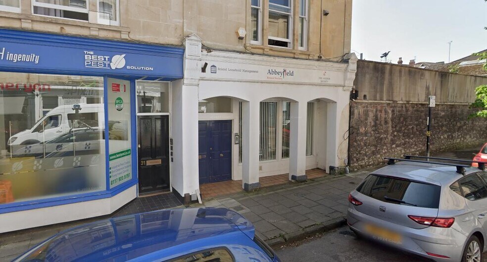 29 Alma Vale Rd, Bristol à louer - Photo du bâtiment - Image 2 de 2