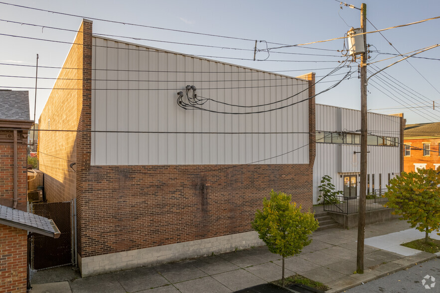 340 W 10th St, Newport, KY for sale - Building Photo - Image 1 of 1