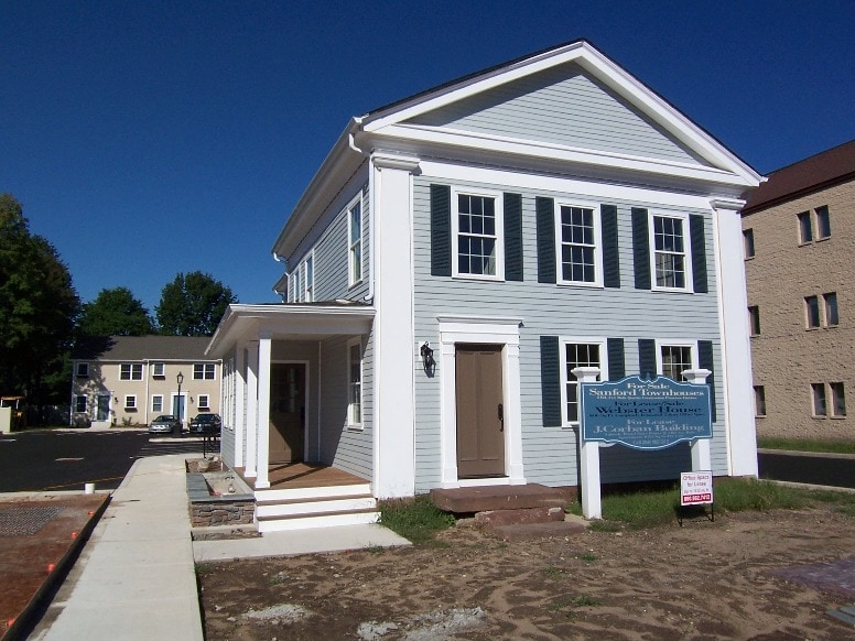 59 Whiting St, Plainville, CT for sale Primary Photo- Image 1 of 5