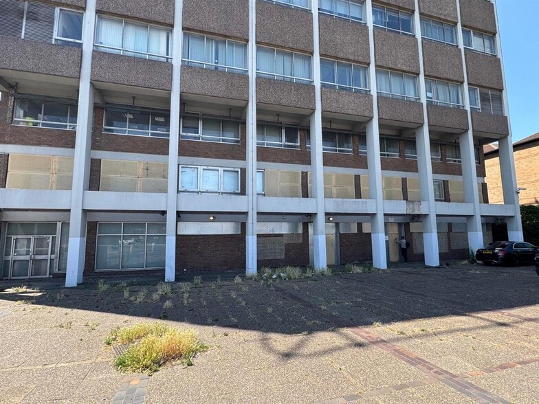 194-196 South Street, Romford for lease - Building Photo - Image 1 of 16